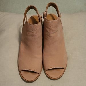 Lucky brand women's shoes